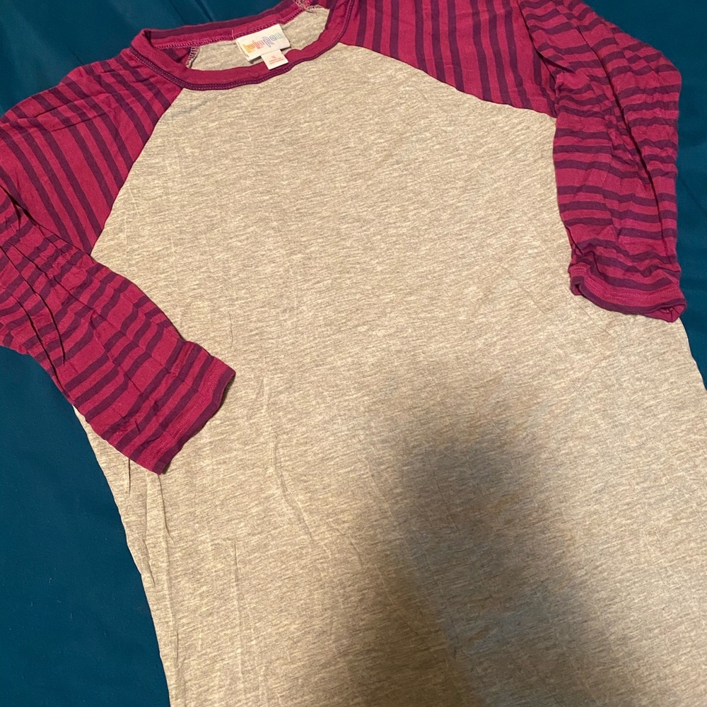 Lularoe randy tee
